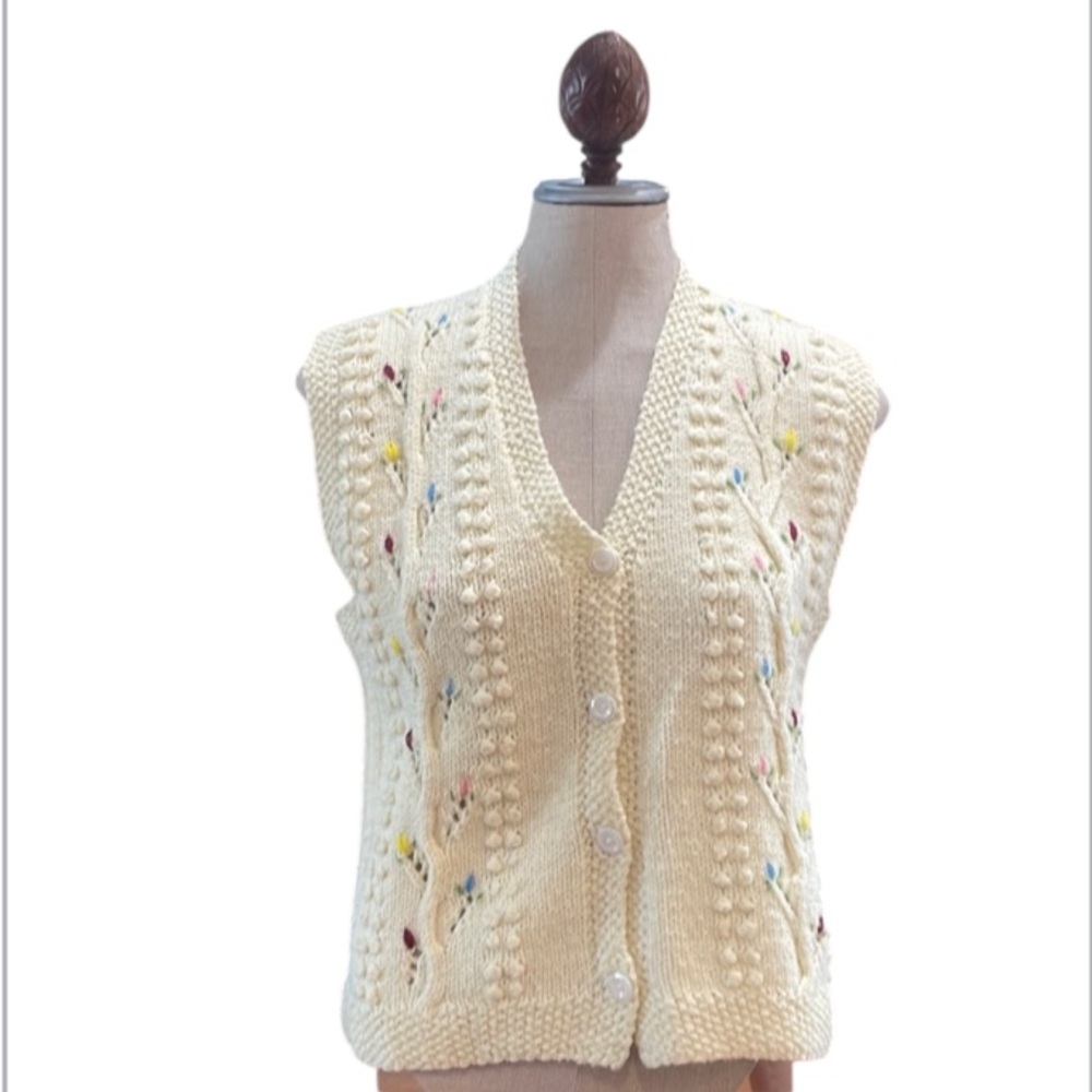 Vintage Handmade knit sweater vest cableknit intricate floral ivory women size M